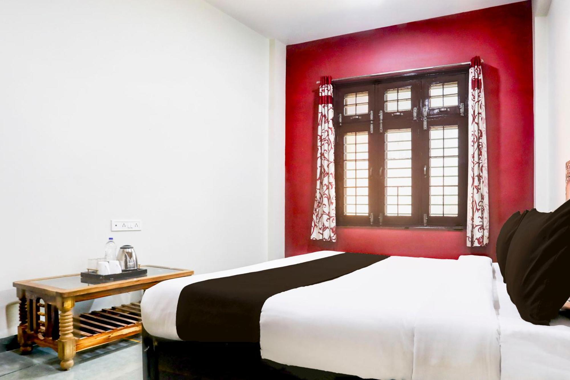 Hotel O The Baba Gest House Indore Exterior photo